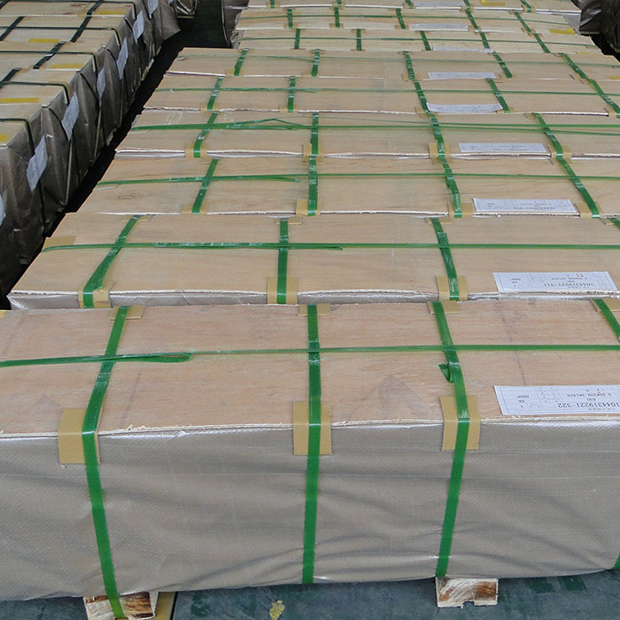 Sa anong kapaligiran ang mga hindi kinakalawang na asero sheet na madaling kapitan ng kaagnasan?