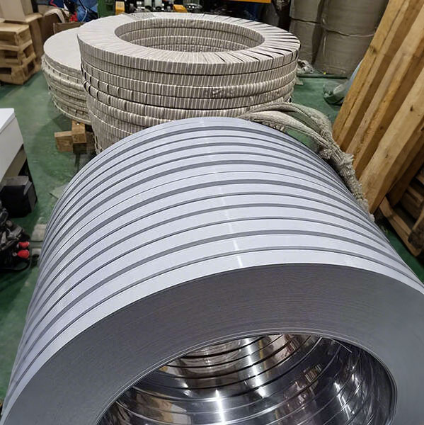 Hindi kinakalawang na asero foil roll
